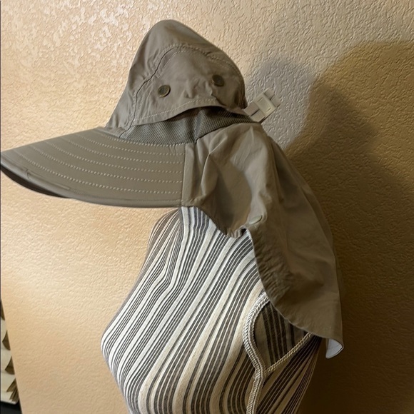NEW Taupe Wide-Brimmed Hat Outdoor Activities Neck Coverage Breathable Unisex - Picture 2 of 11